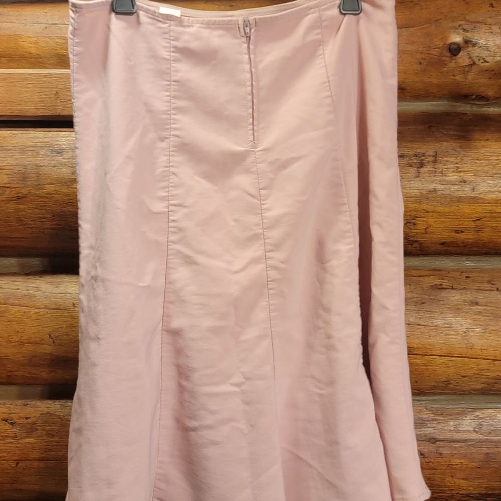 💜3/$10💜Entrancy SzLg Pink A-line Skirt - Picture 2 of 5